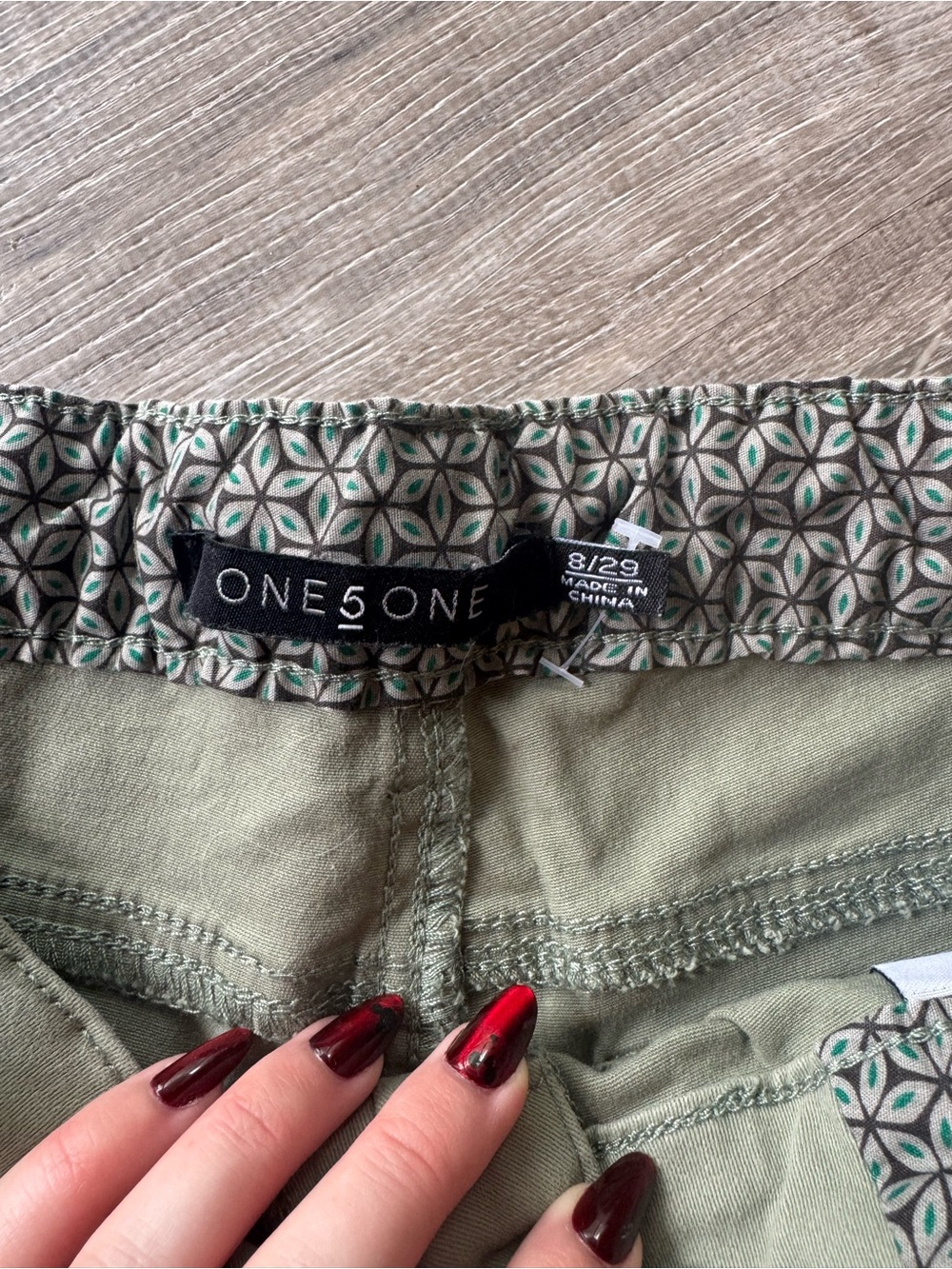 One5One Cuffed Shorts - Picture 3 of 3